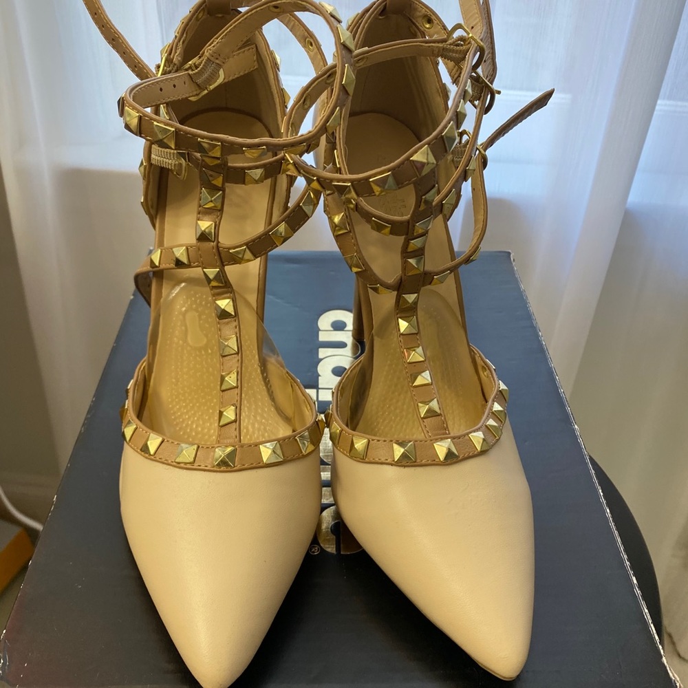 Nude heels